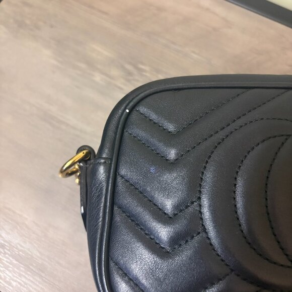 Gucci GG Marmont Mini Camera Bag Black Gold Hardware - Picture 6 of 8